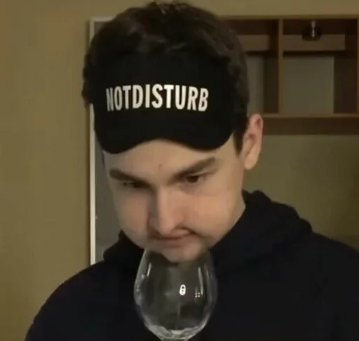 Стикер 𝚃𝚑𝚎𝙱𝚛𝚒𝚊𝚗𝙼𝚊𝚙𝚜💗💍 :: @fStikBot - 7