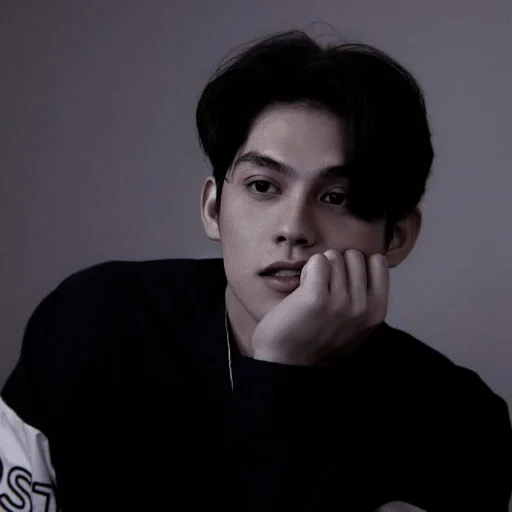 ㅤ ⚂⚃ ⨾ BRIGHT ❳ @GALVCTRON - Человек