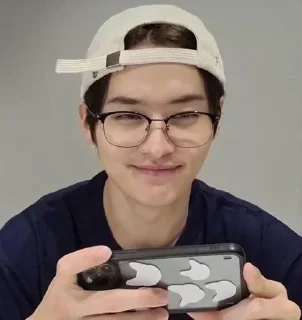 Sticker бродячие детки и батя Чан - 8