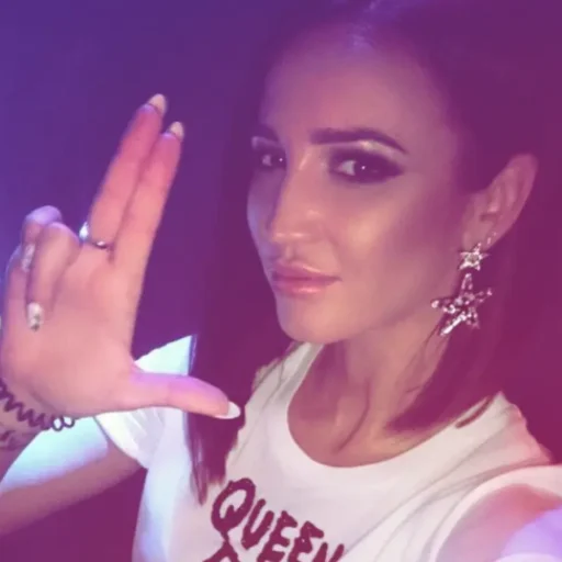 #бузоваправитмиром by @samkartt - 