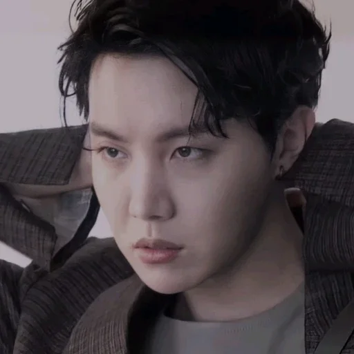 person human face eyebrow