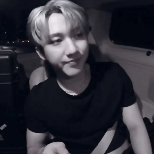 Sticker 📁-𝐛𝐢𝐧.`.| @pecjuwr :: @fStikBot - 8