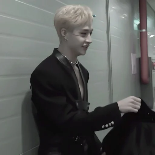 🥽 - 𝖻𝖺𝗇𝗀 𝖼𝗁𝖺𝗇`. | @pecjuwr - 