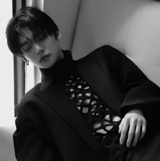 Стикер ᴄhᴏi yᴇᴏnjun | @kengastickers - 0