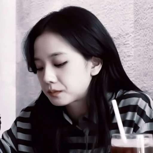 𖥻🌷jisoo by @jiqamixtg - person