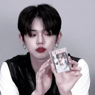 Sticker 𝐶ℎ𝑜𝑖 𝑌𝑒𝑜𝑛𝑗𝑢𝑛:; 🪡 by @kpopstickerssss - 5