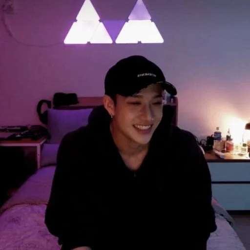 Стикер christophersroom - 1