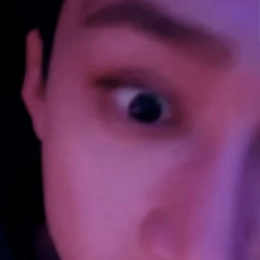 Стикер christophersroom - 1