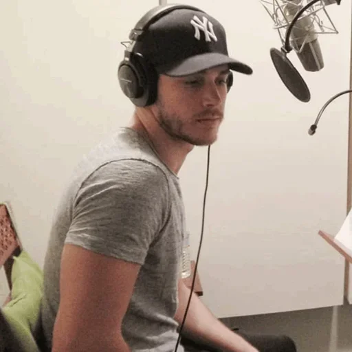 Sticker Chris, @SociapathParker - 11