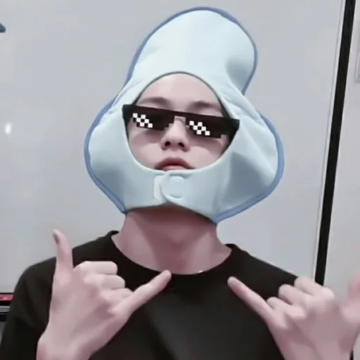 cartoon human face clothing