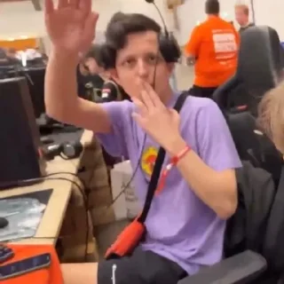 Стикер @SandoraFN - Кибер Новости - 6