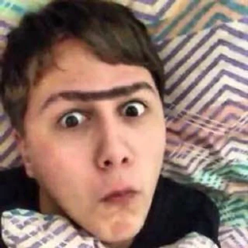 Sticker чмелл под спайсом by @fStikBot - 3