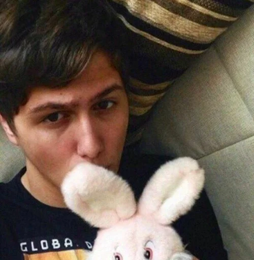 Sticker чмелл под спайсом by @fStikBot - 1