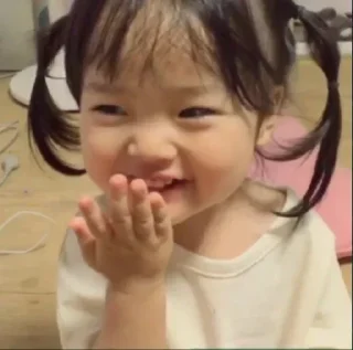 Стикер ʀᴀɴᴅᴏᴍ @cogancecansini - 1