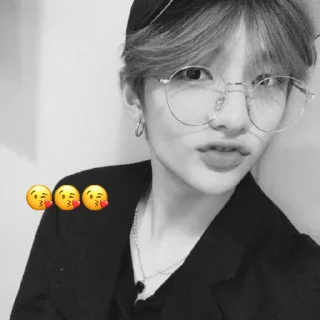 Стикер meme hyunjin @ek1archive - 5