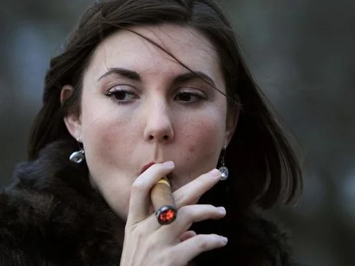 Человек человеческое лицо женщина