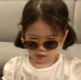 Sticker @hppyymee - 9