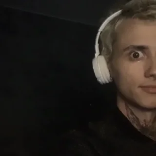 Стикер владушк💋2.0 @weargif - 5