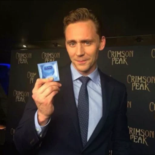 Sticker Папочка Хиддлстон - 1