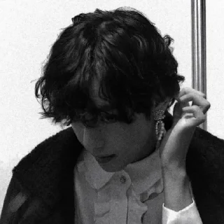 Sticker taehyung dark ; @O98MKKURA - 9