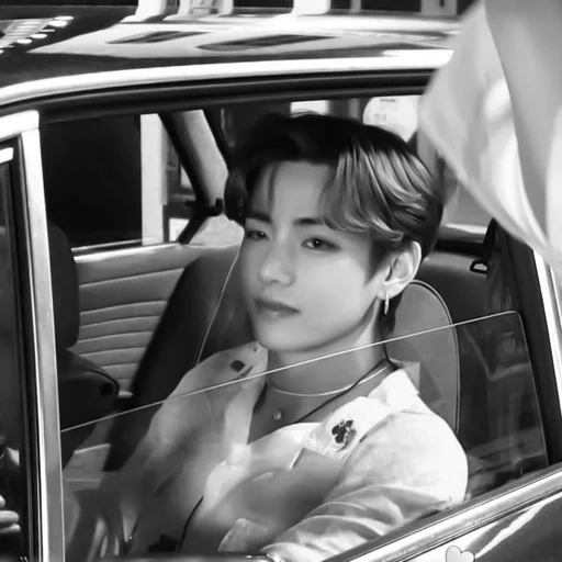 Стикер чб тэхён @helpjeyy :: @fStikBot - 10