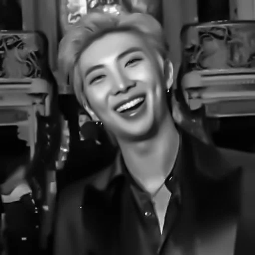 чб намджун @helpjeyy :: @fStikBot - человеческое лицо