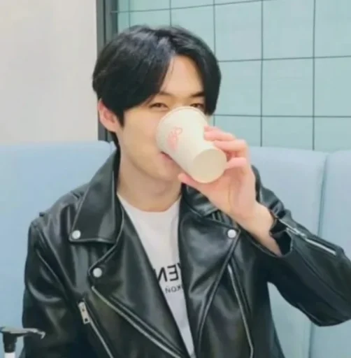 Человек одежда человеческое лицо