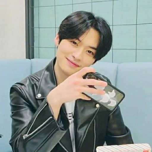 Человек человеческое лицо одежда