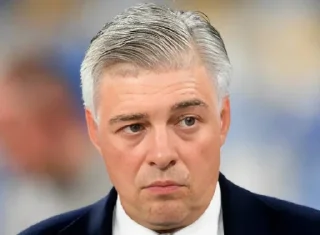 Стикер Создать мемы ➡️ @sportsmem_bot - 7