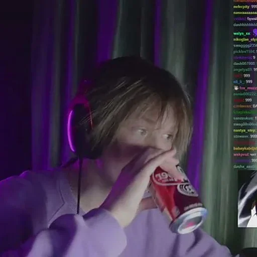 Человек безалкогольный напиток человеческое лицо