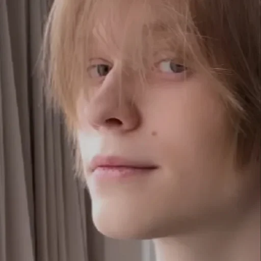 Человек кожа губа