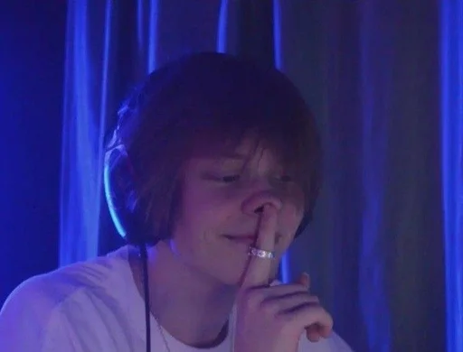 Стикер deepmyr_by_fStikBot - 1