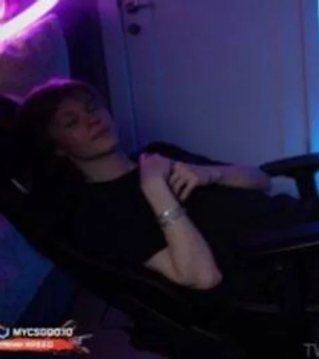 Стикер deepins :: @fStikBot - 9