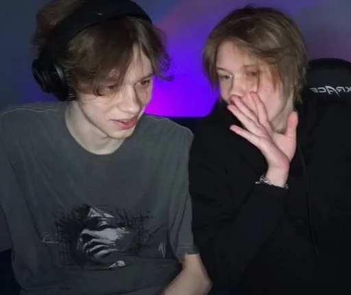 Стикер deepins :: @fStikBot - 6