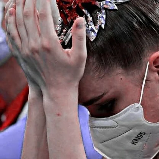 person fashion accessory wearing