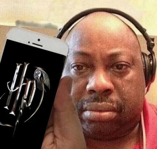 человеческое лицо человеческая борода наушники