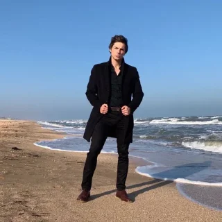 Стикер Dmitriy - 3