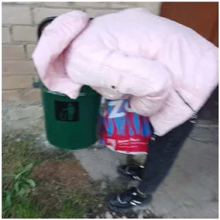 Стикер <<< - 7