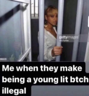 Стикер donatella VERSACE 💜 - 8