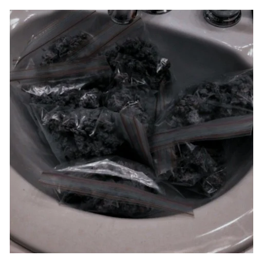 Стикер 𝐃𝐫𝐮𝐠𝐬.𝐓𝐕𝐃 - 4