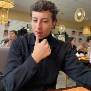 Стикер двадцать 2 шыш надцать - 10