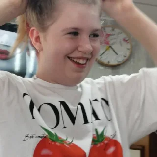 Стикер две элпешки 😃😀😃😀😃😀😃😀🥰😃🥰🥰🐖🤮 - 10