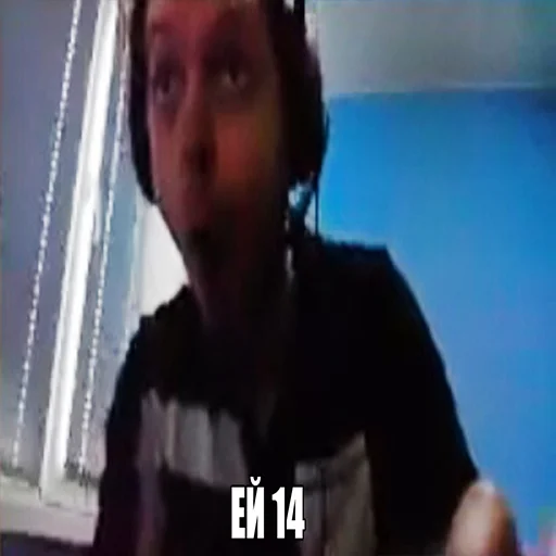 Стикер dvestiodinpack - 1