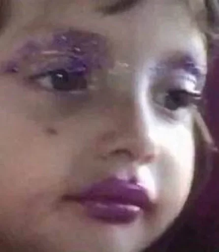 Туалетные ресница губная помада