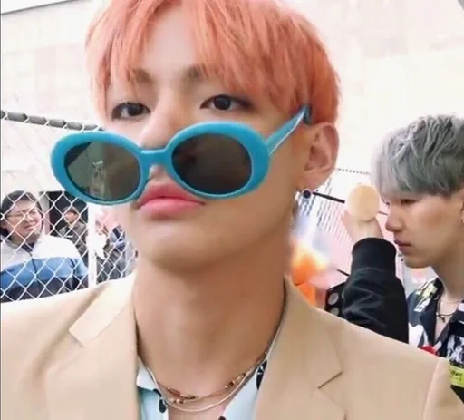 жизнь пельмешка :: @fStikBot - человеческое лицо