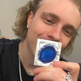 Sticker пусси гёрл - 10