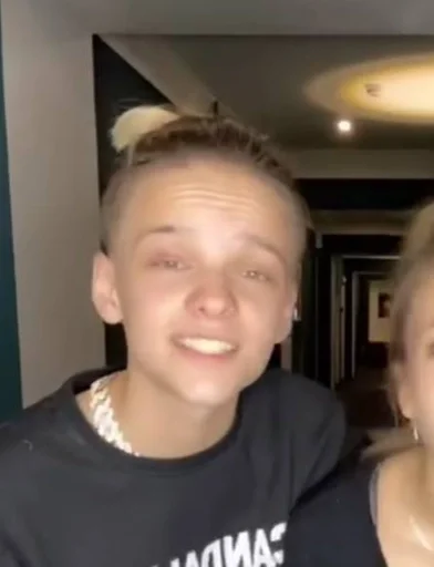 Человек человеческое лицо улыбаться