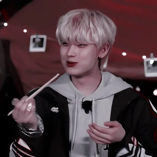 Sticker by @helpdaynddy :: @fStikBot - 10