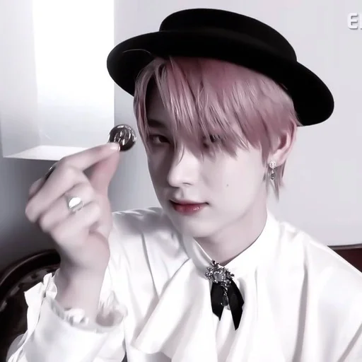 Sticker by @helpdaynddy :: @fStikBot - 9