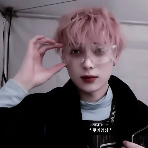 Sticker by @helpdaynddy :: @fStikBot - 3